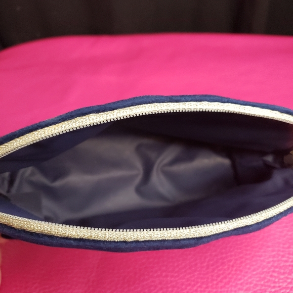 Dior Cosmetics Bag in Blue Velvet - Picture 4 of 6
